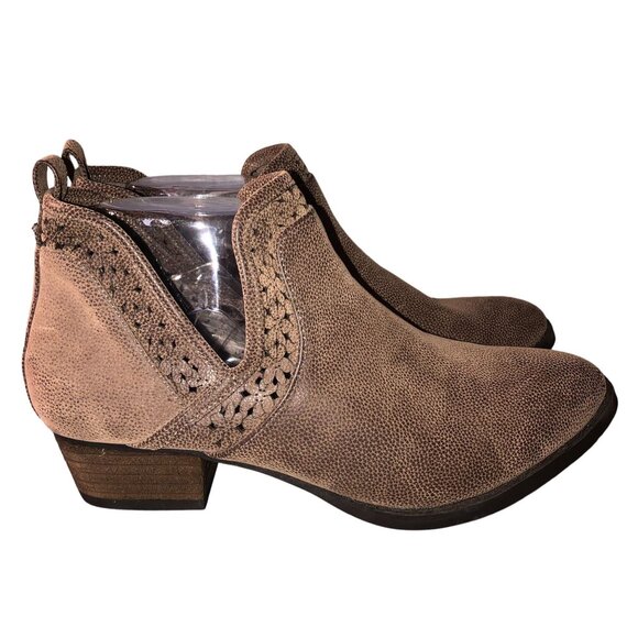 C EST. 1946 Women's Brown Ankle Booties  Size 7-NWOT - Picture 6 of 12